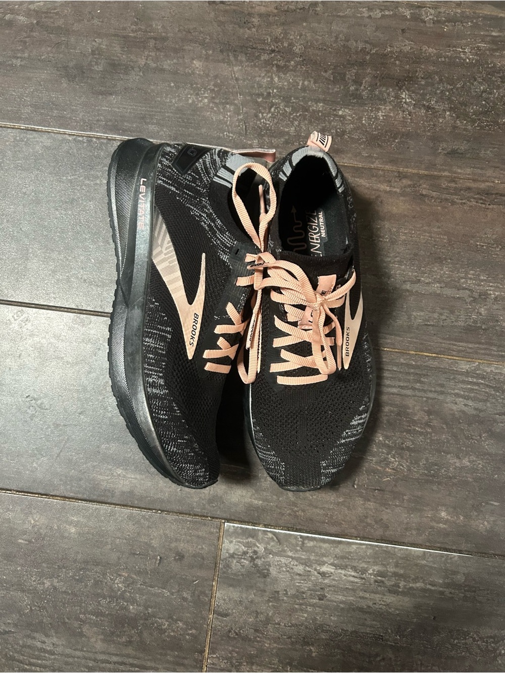 Brooks 7.5 Women's Black Running Shoes with Blush Pink Accents